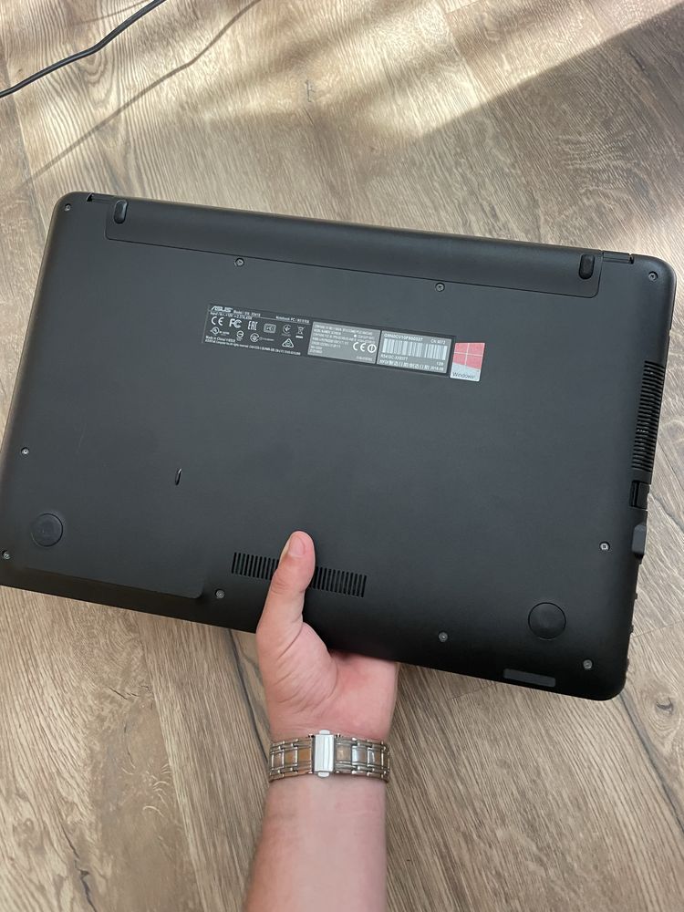 Продам ноут бук Asus