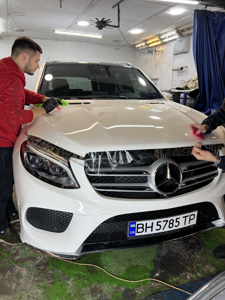 Тонировка   Полировка кузова   Перетяжка салона