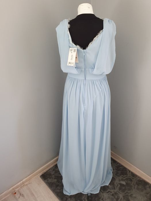 Błękitna sukienka długa na  wesele druhna świadkowa