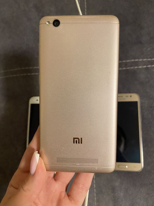 Продам телефоны рабочий / нерабочий