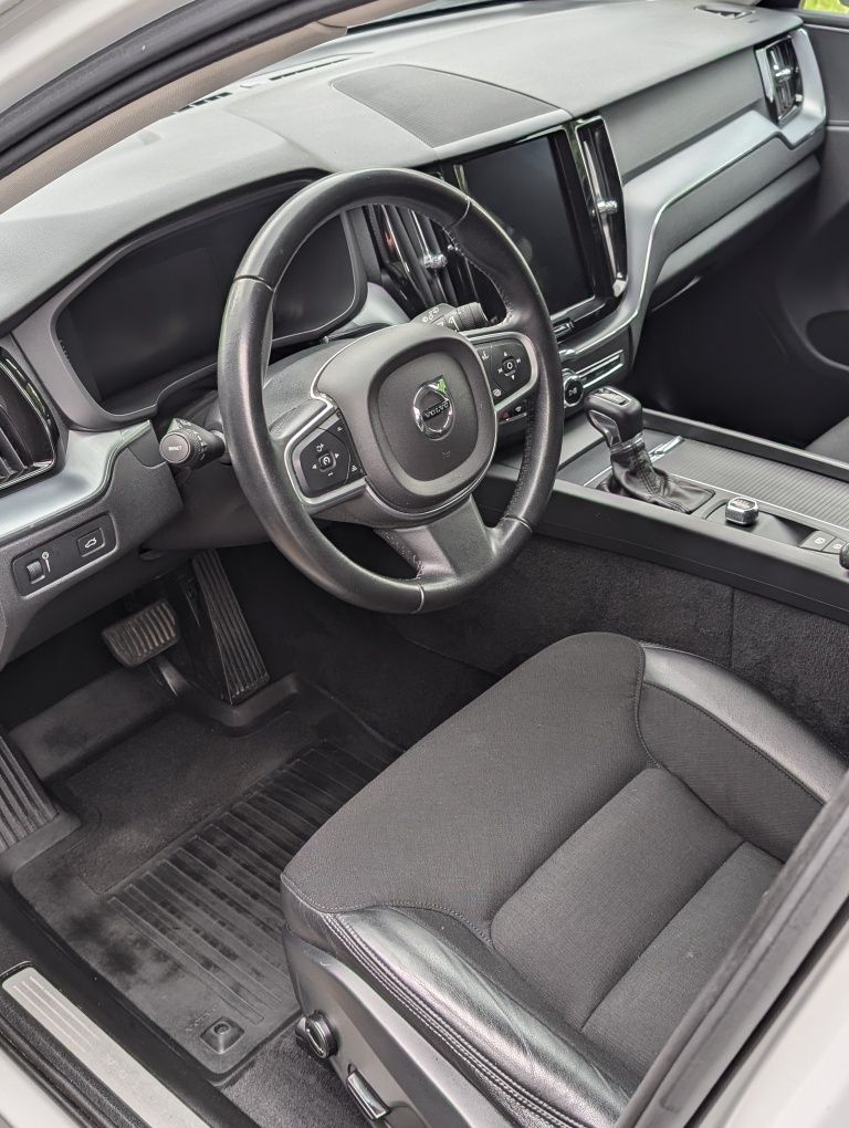 Volvo XC60 D4 4x4 2.0D 190 KM Salon PL Serwisowany ASO !!!