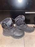 Botas trabalho.