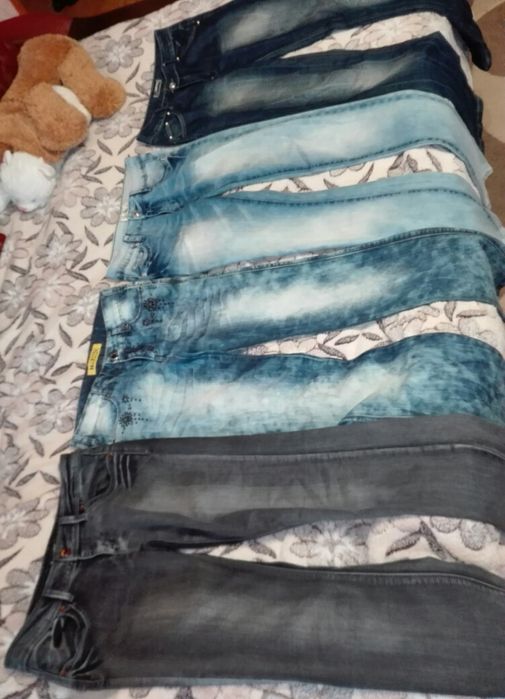Джинси 4 шт по 150 грн!