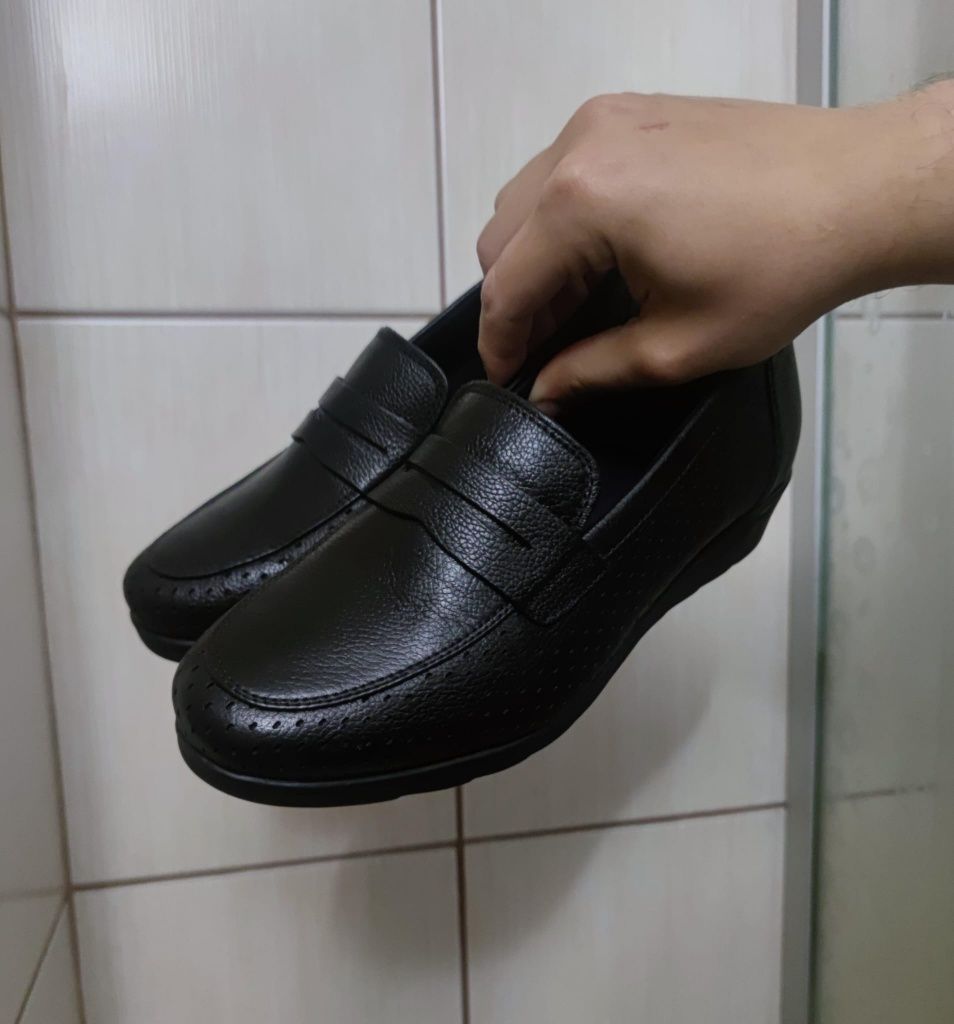 buty damskie 43 Medicus mokasyny półbuty czarne eleganckie ciemne czół