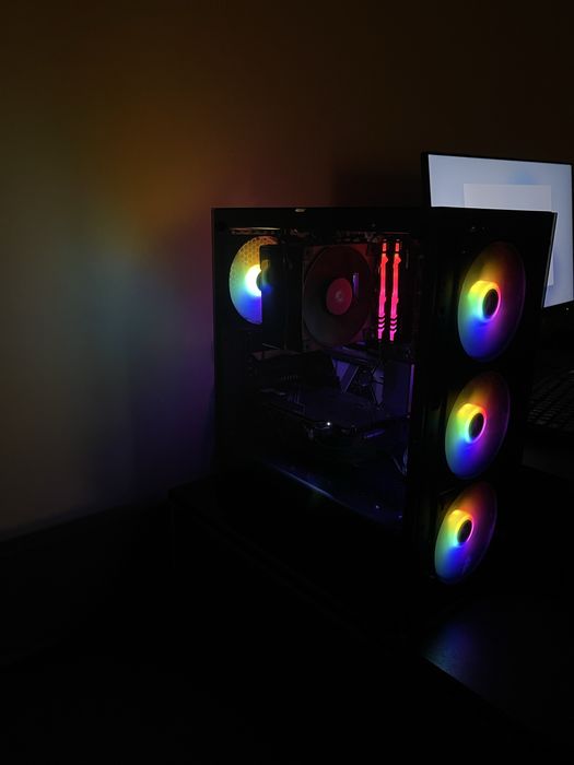 Игровой компьтер, i7 8700К, 1660 super 6GB  RAM 32GB RGB , БП 1000Вт