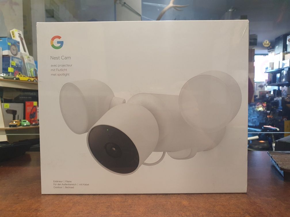 GOOGLE Nest Cam Z Reflektorem Zewnętrzna Inteligentna Kamera