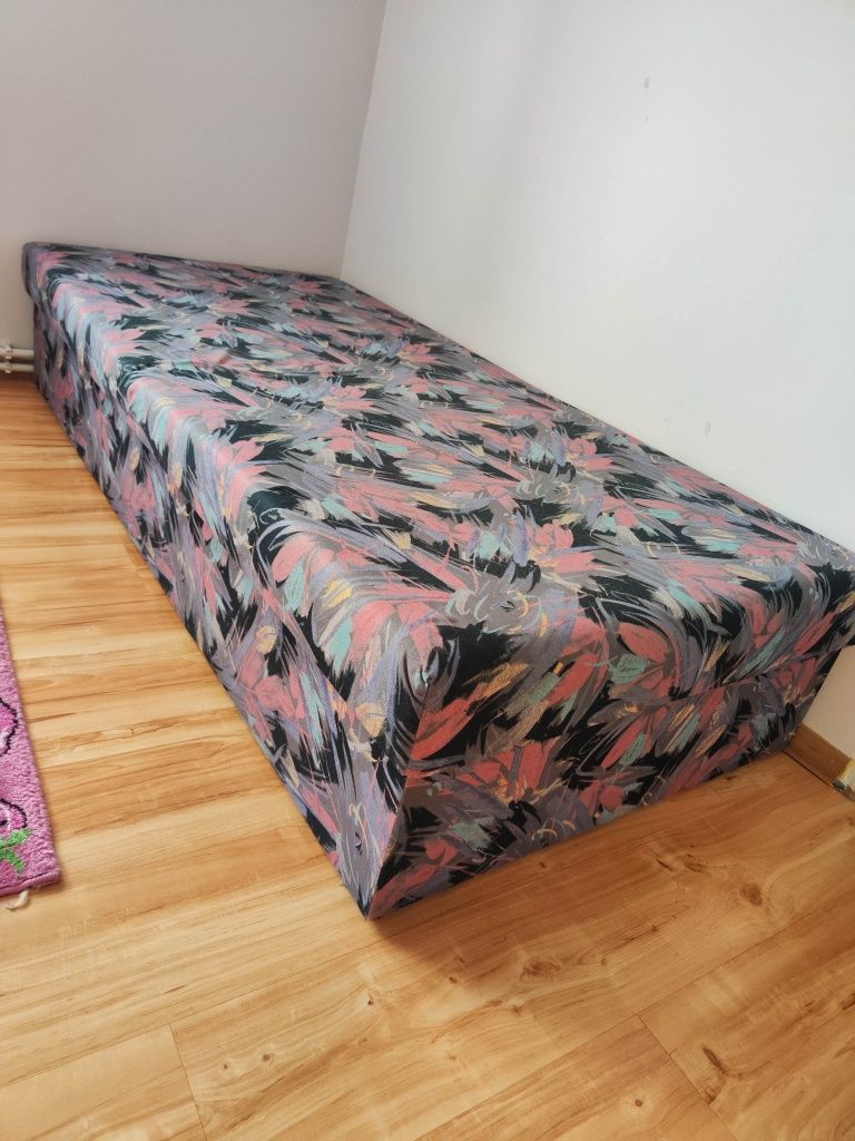 tapczan 90x200 otwierany