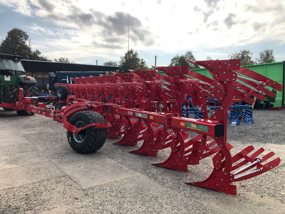 Плуг оборотний Unlu Clasa 8+1 ON LAND (2024)