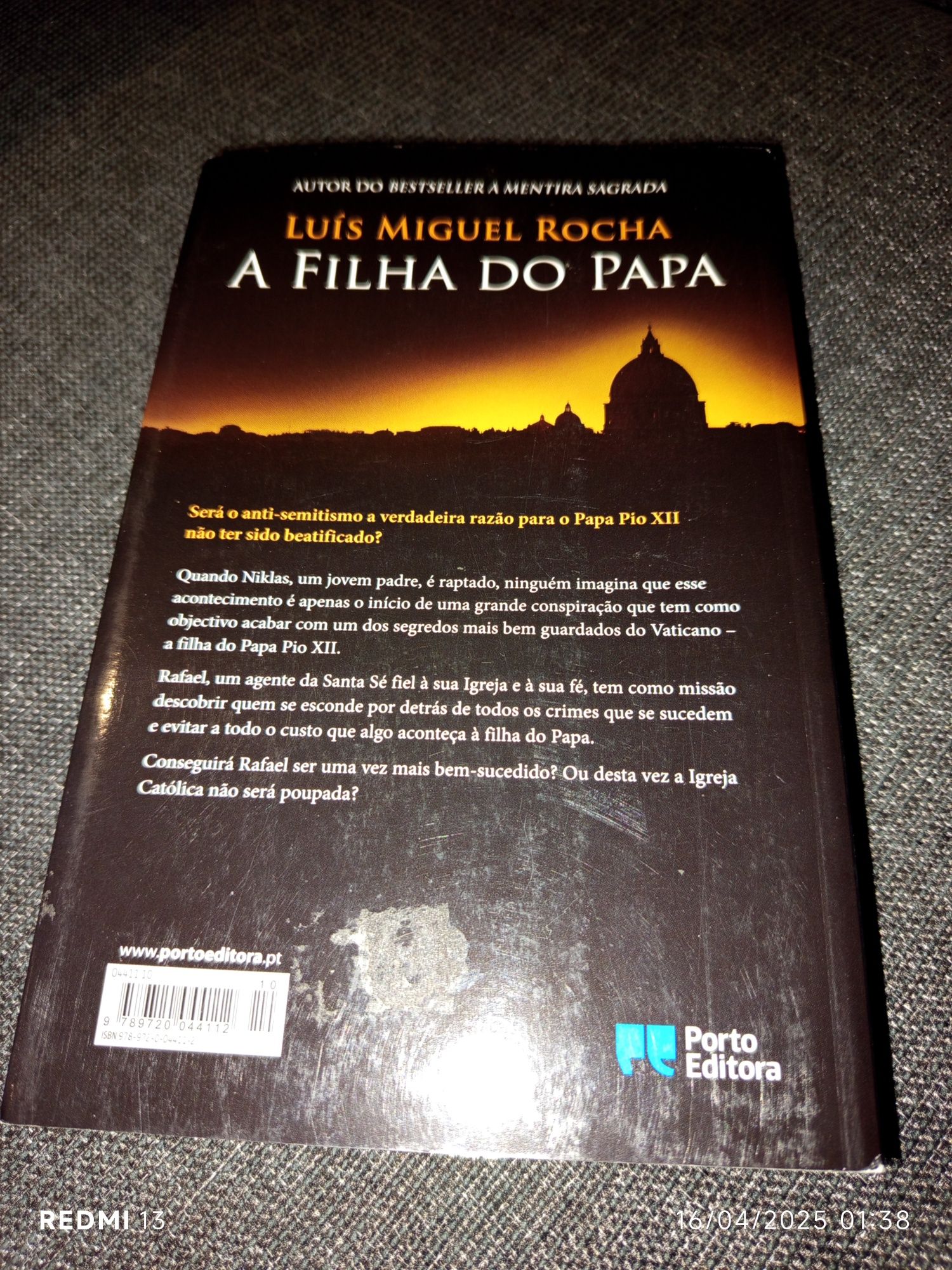 Livro novo 'A Filha do Papa' de Luís Miguel Rocha