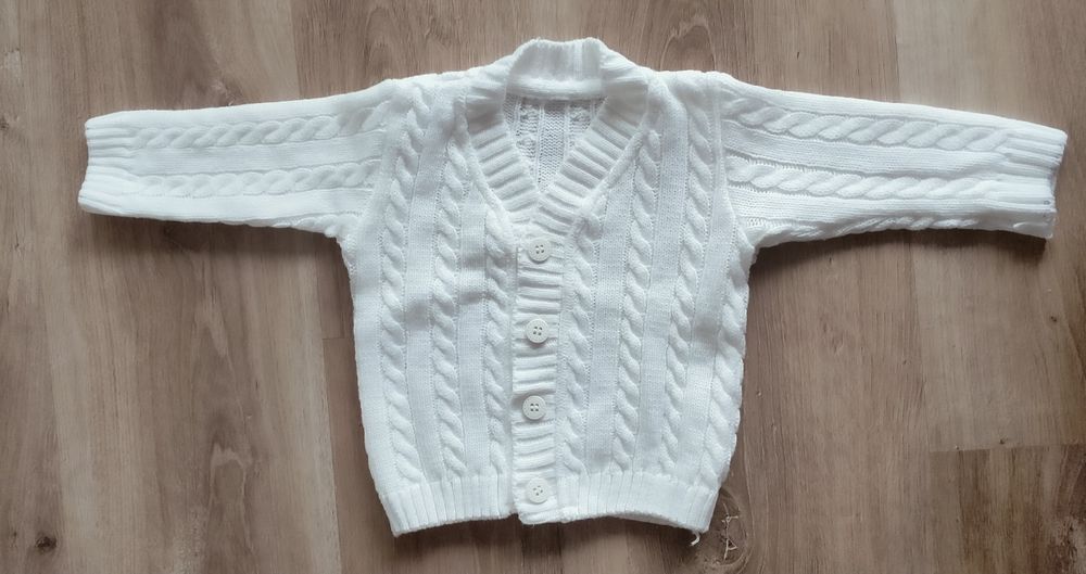 Biały sweterek r. 68 (chrzest)