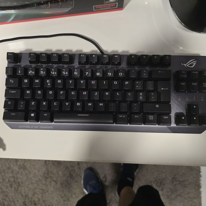 Teclado Asus Rog Scope TKL