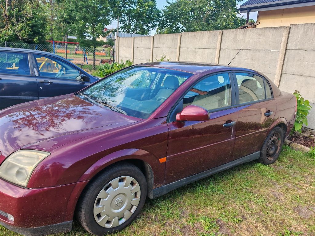 Opel Vectra C uszkodzena