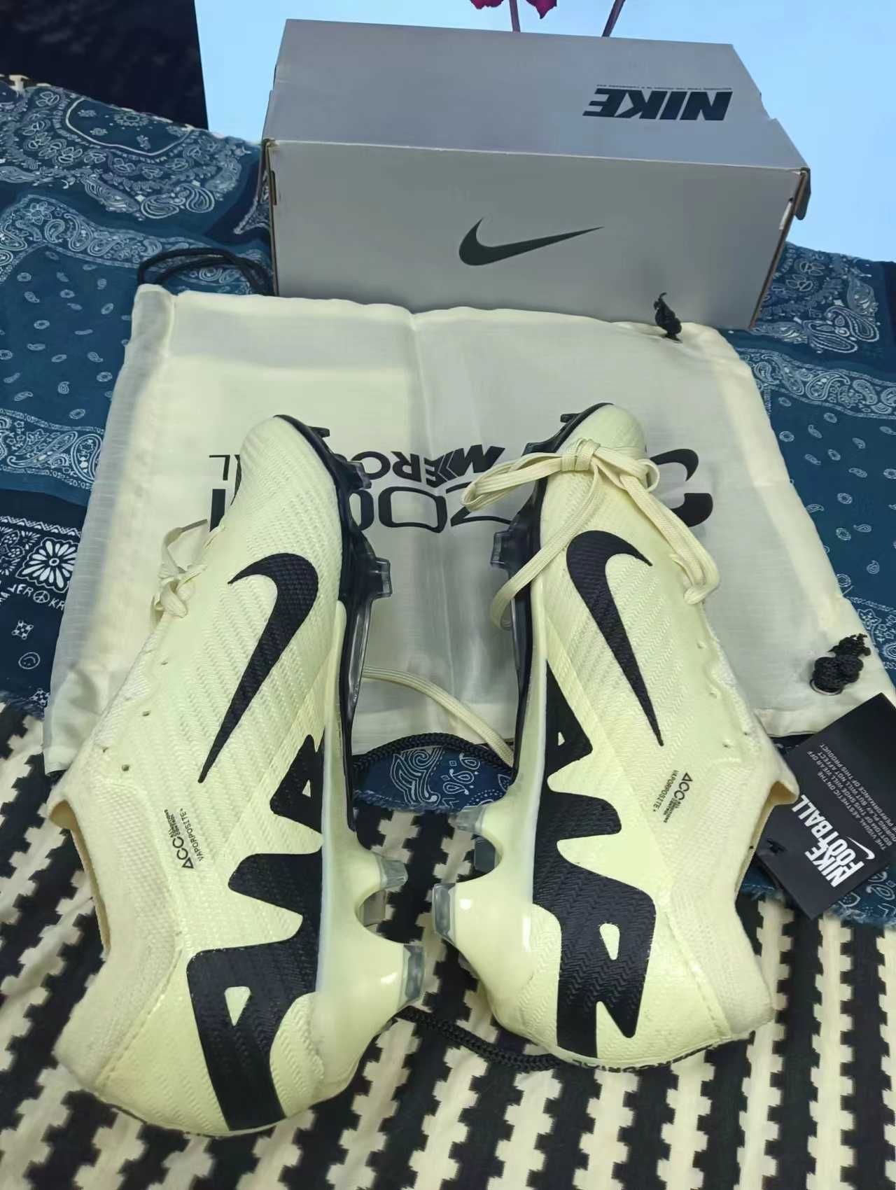 Buty piłkarskie Nike Mercurial Vapor 15 Elite FG 42
