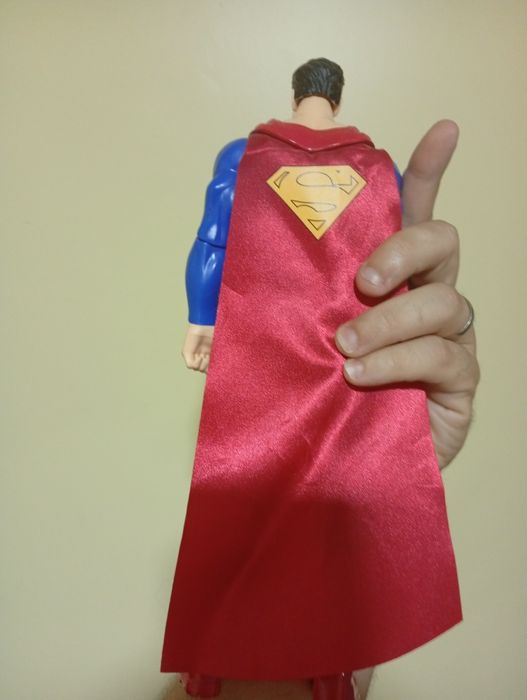 Batman/Superman/SS4 GOKU e mais Cada Brinquedo 6,50€