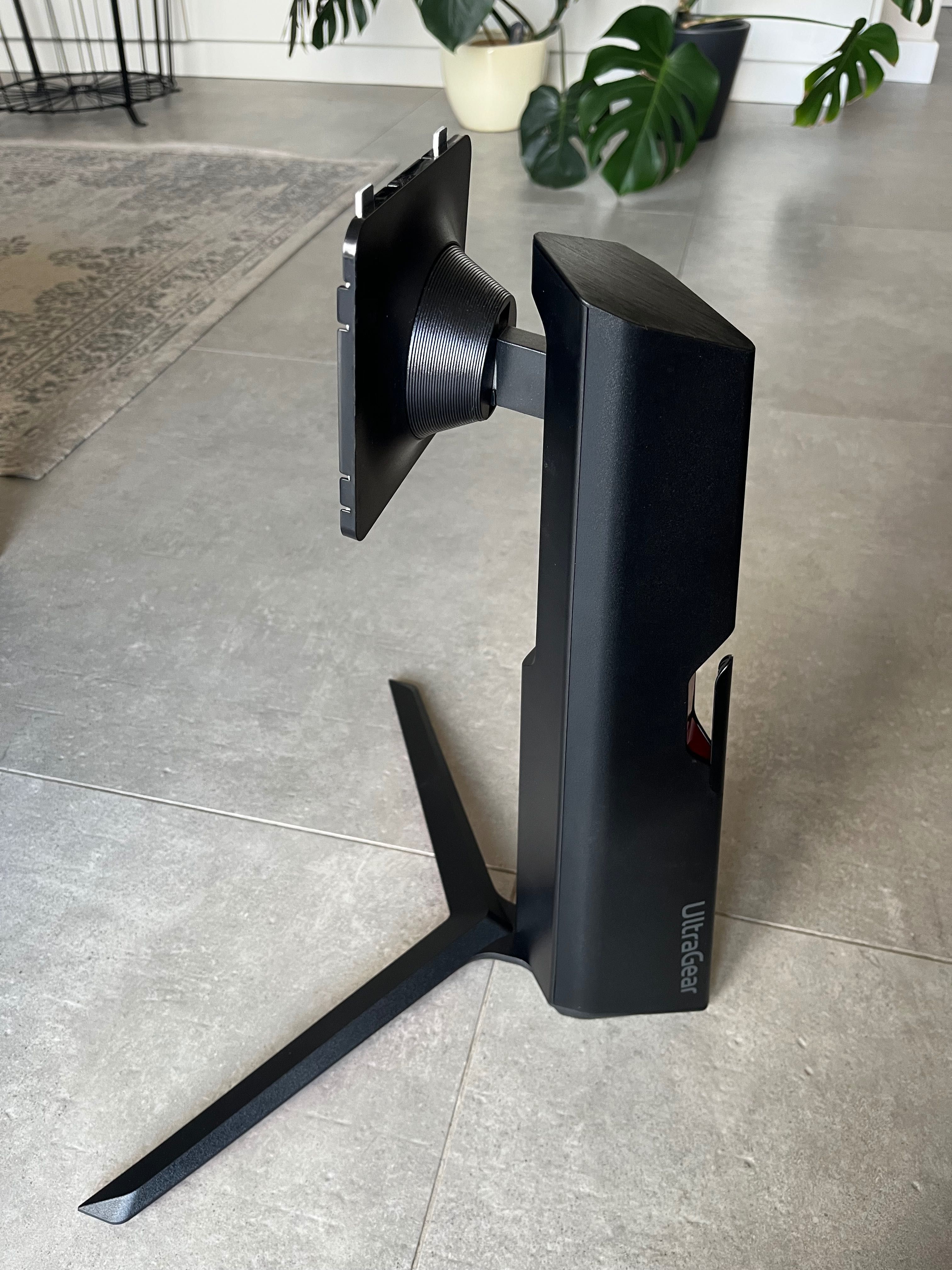 LG UltraGear - stojak nogą do monitora 27 cali