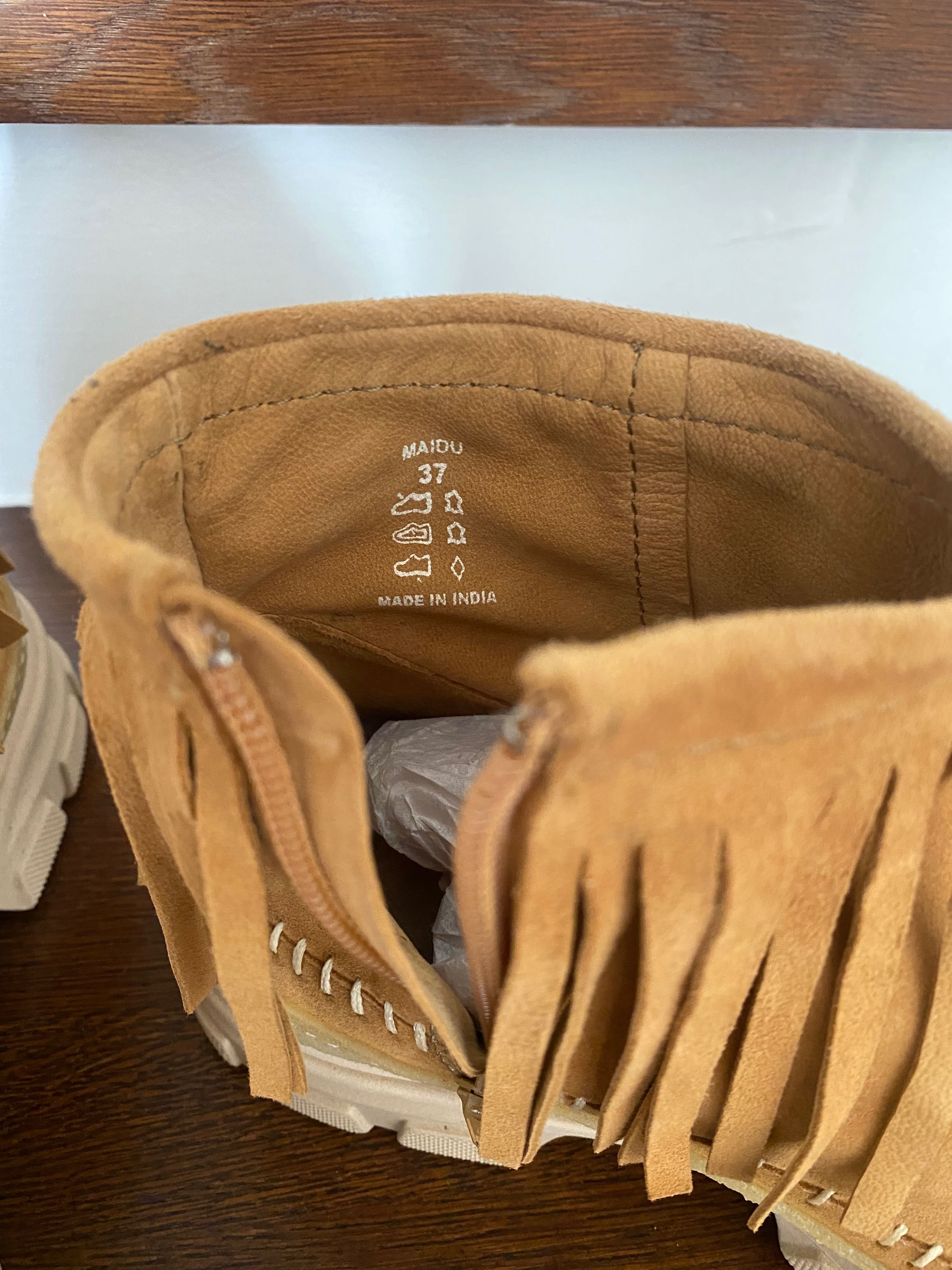 Buty z naturalnych materiałów Laidback London skórzane trzewiki