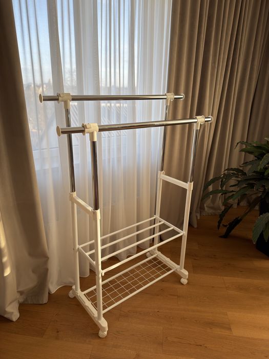 Кронштейн для одягу