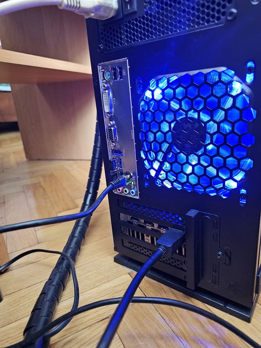 REZERWACJA RTX4060 Ryzen 5600 32 GB RAM 1TB SSD Win 11 WiFi