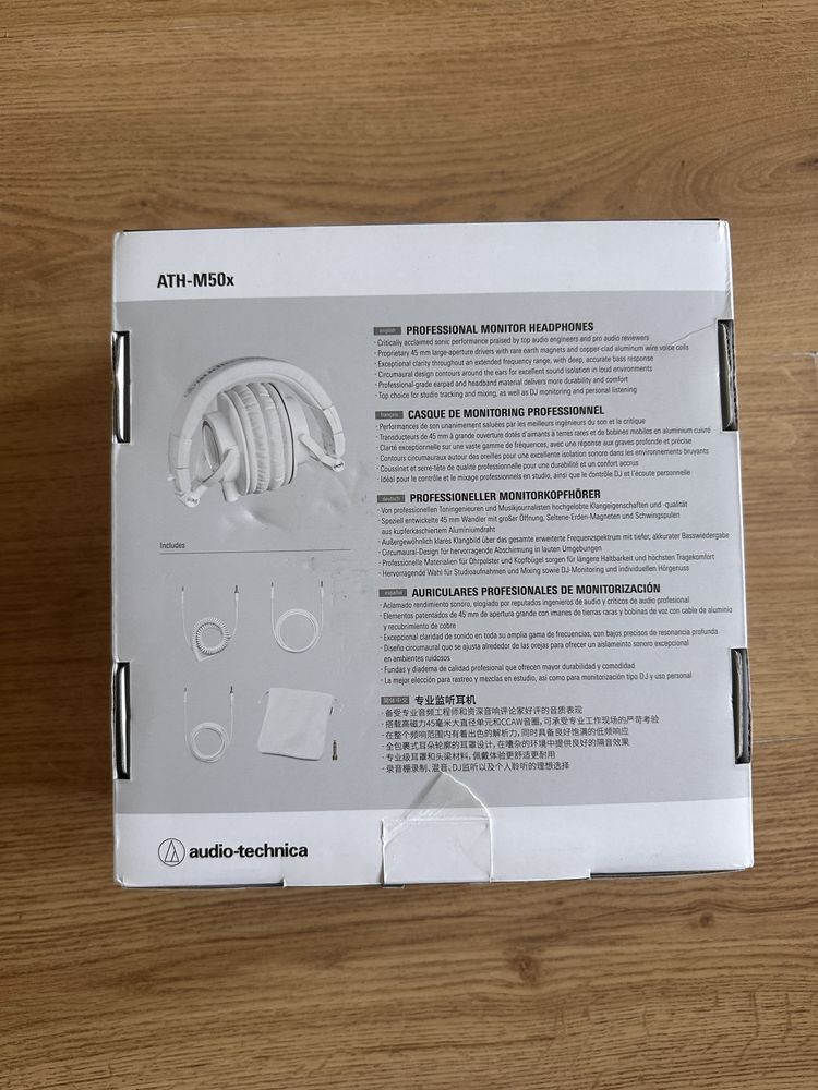 Навушники. audio-technica. ATH-M50x