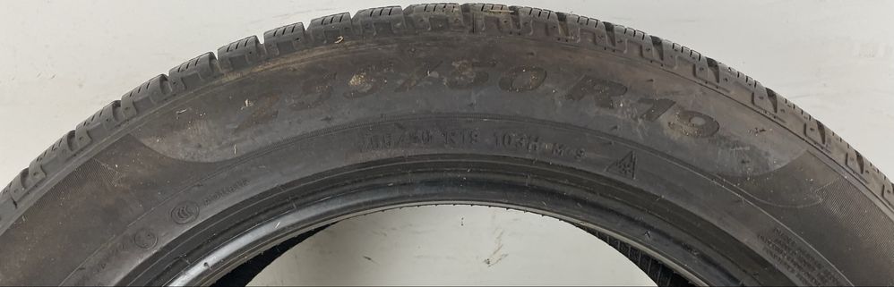 255/50R19 235/55R19 Pirelli Scorpion Winter M0
