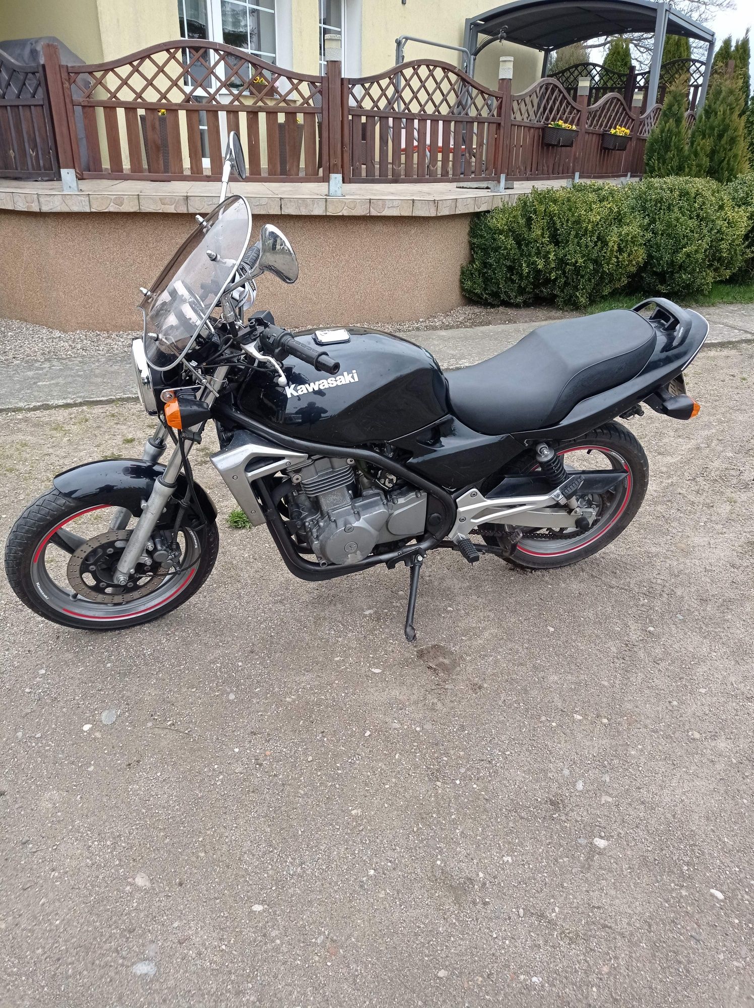 Dwa Motory kawasaki