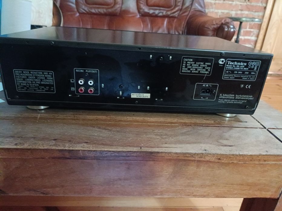 Magnetofon Technics AZ 6