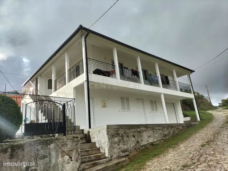 Quinta T4 em Montalegre