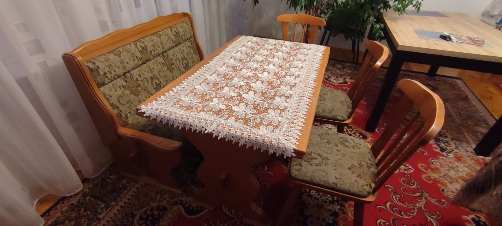 Stół do kuchni, jadalni lub salonu