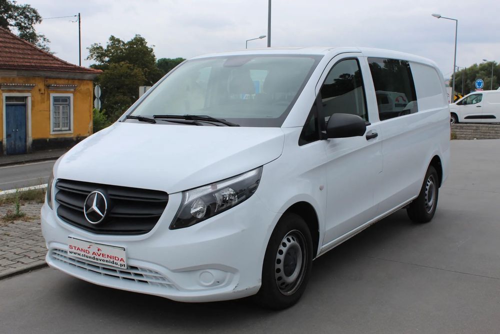 Mercedes-Benz Vito 110 CDi // 6 Lugares