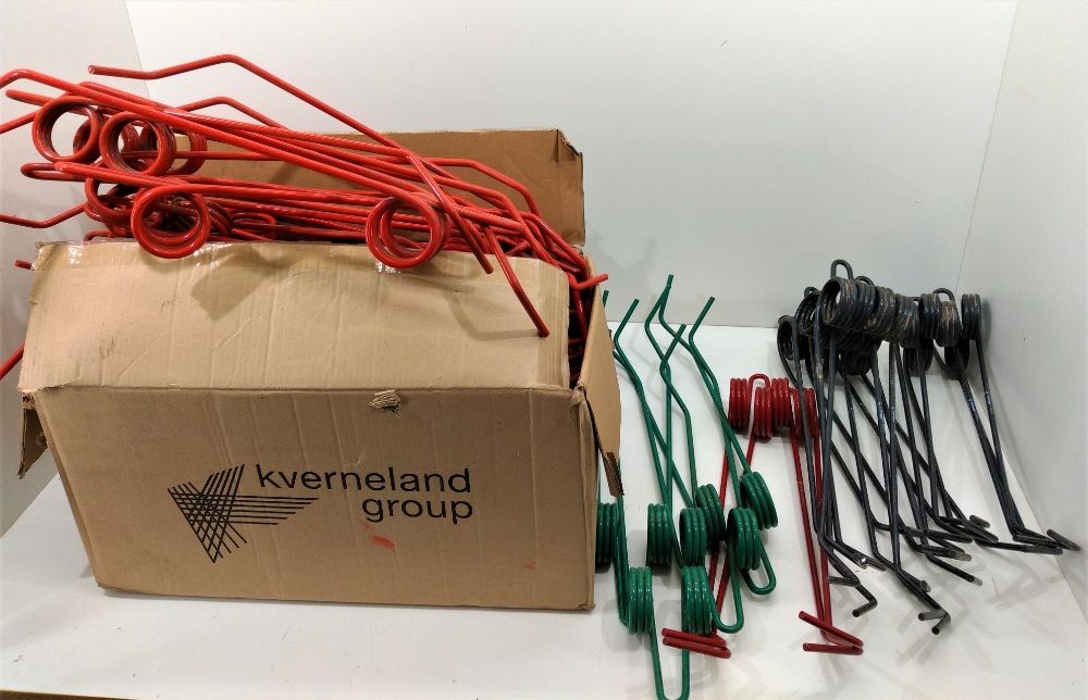 Palec palce zagarniacza grabki sprężyny Kverneland Accord AC495754 DA