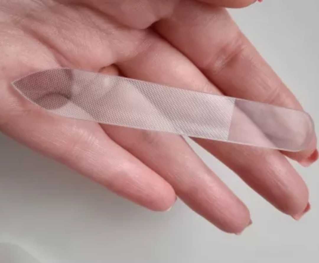 Пилочка для ногтей нано-стекло. В футляре.