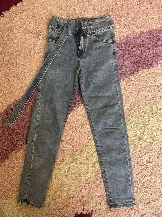 Голубые джинсы, Skinny fit