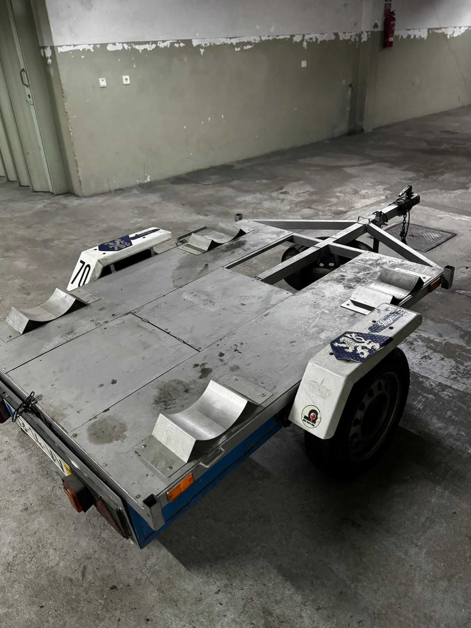 Atrelado para Karting semi novo