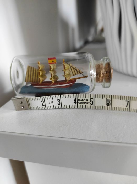 Mini statek w butelce