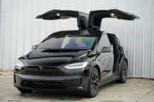 2022 Tesla Model X AWD