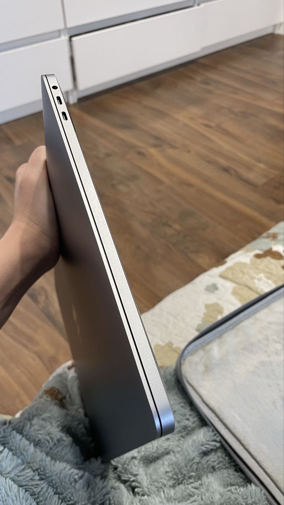 MacBook Pro 16" 2019 Core i7