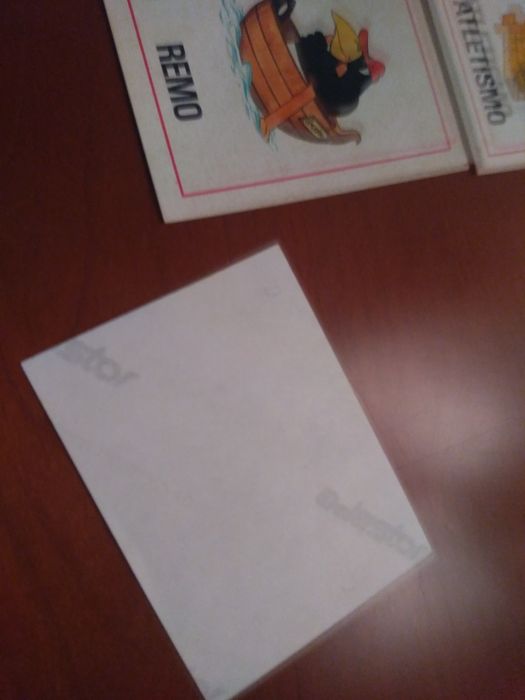 antiga coleção de 11 cromos pinguins no desporto