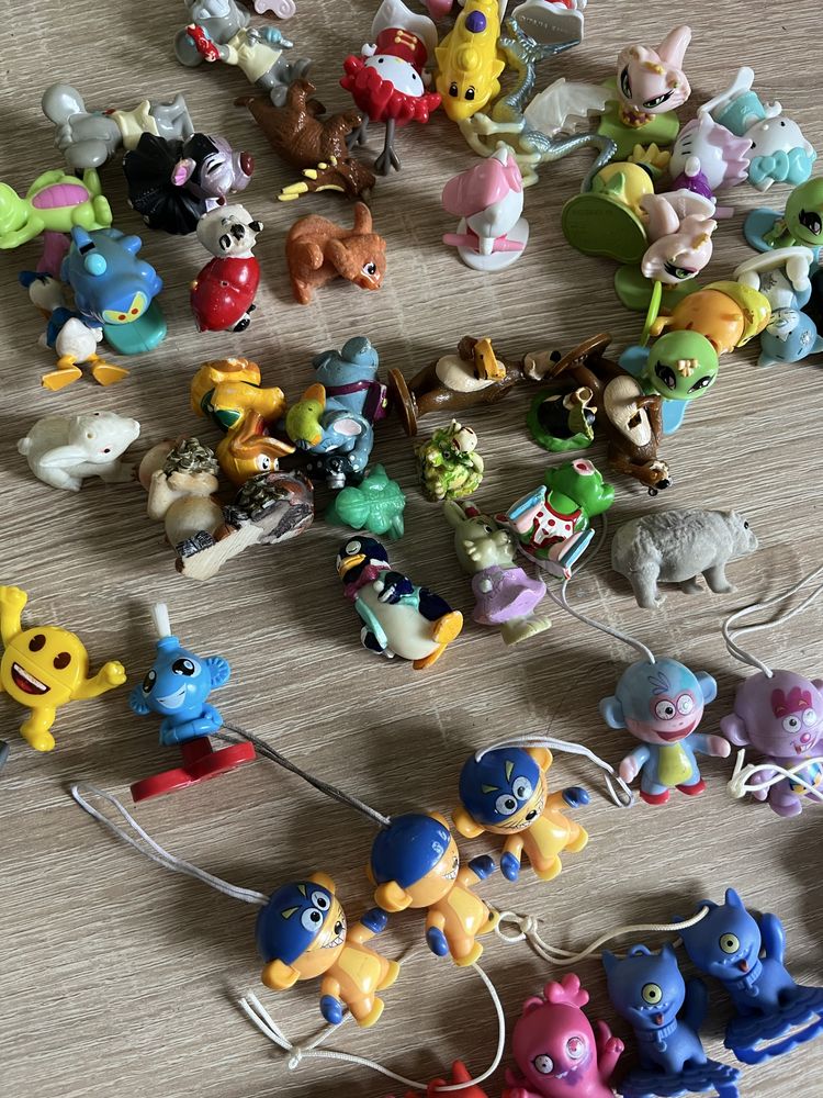Игрушки с киндера
