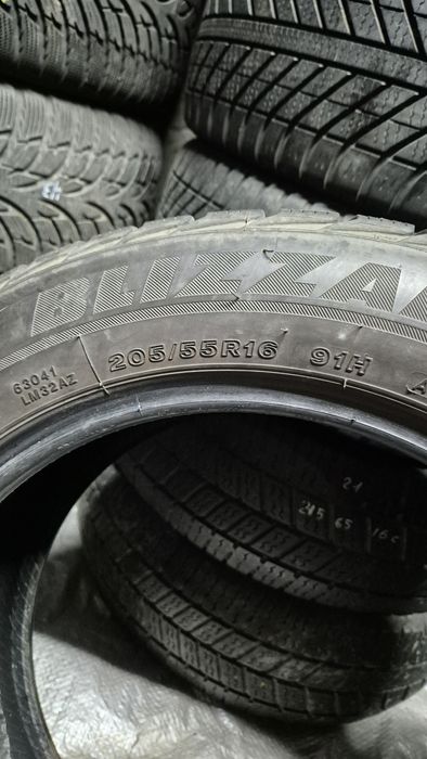 Bridgestone Blizzak 205/55/R16