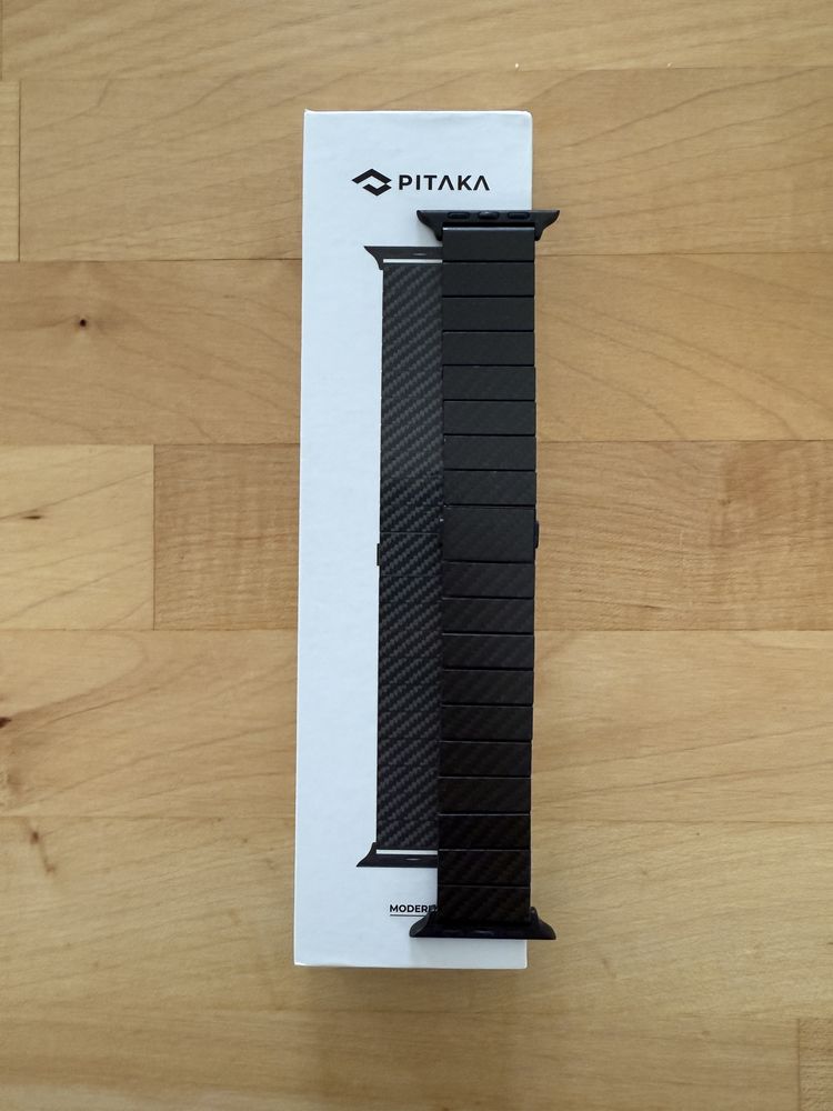 Karbonowa bransoleta Pitaka Apple Watch