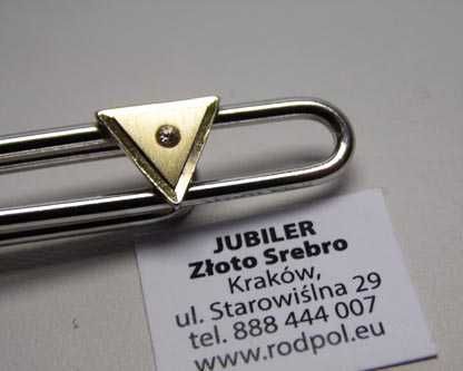 Srebrna dwukolorowa spinka do krawata złoty trójkąt z cyrkonią