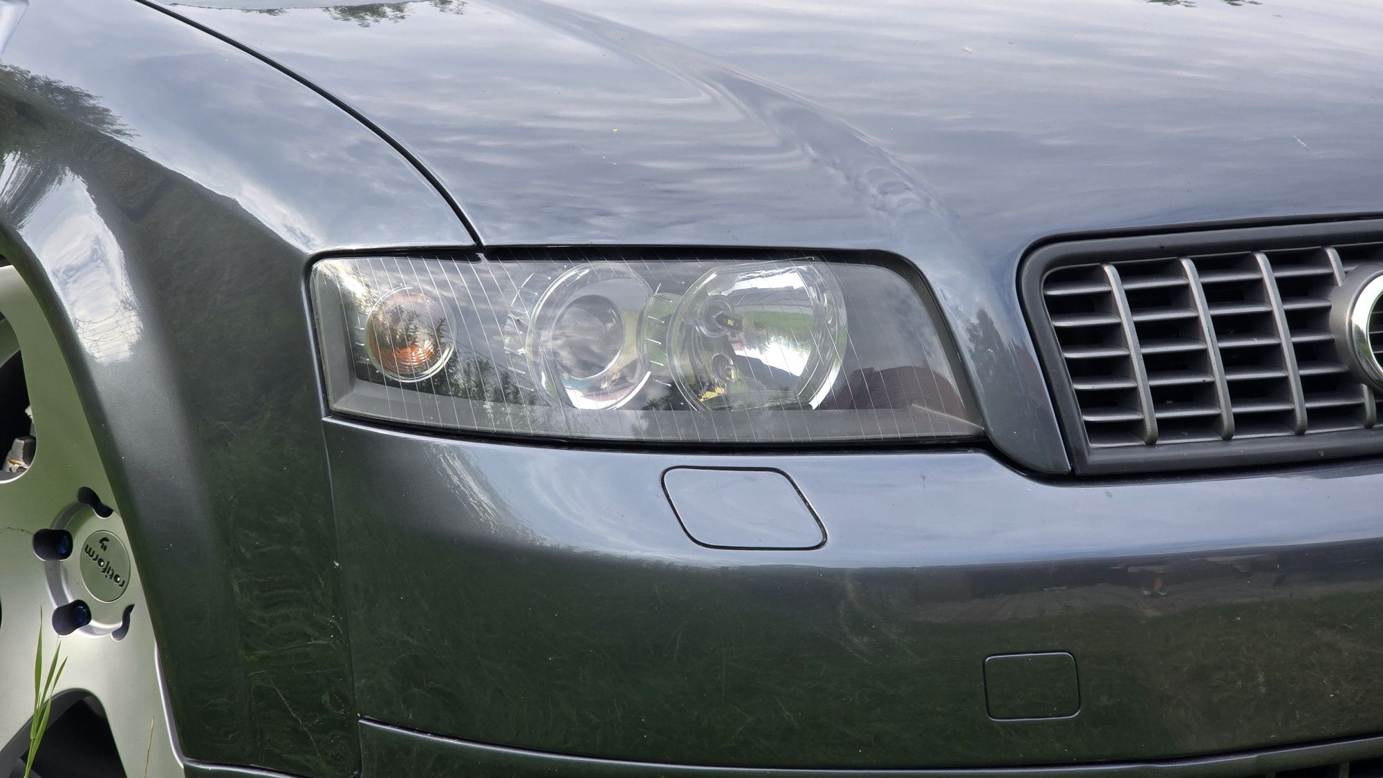 Reflektory Audi A4 B6 BiLed full led zamienne z H7 Halegen nie xenon