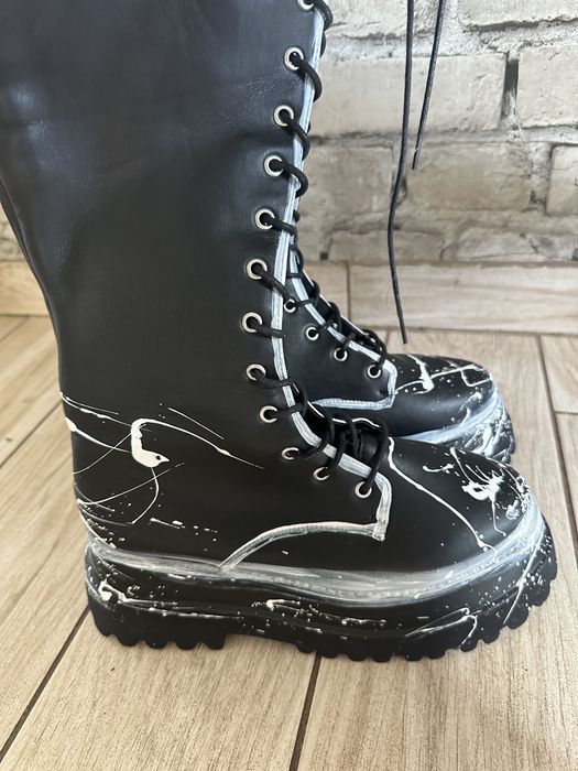 Ботфорди з дизайнерським оформленням