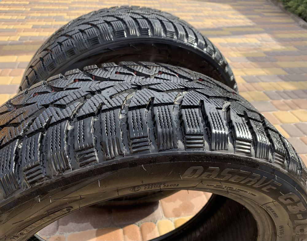 215/55 r17 зимняя  Dunlop / Toyo резина