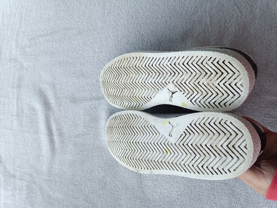 Женские кроссовки Puma р37