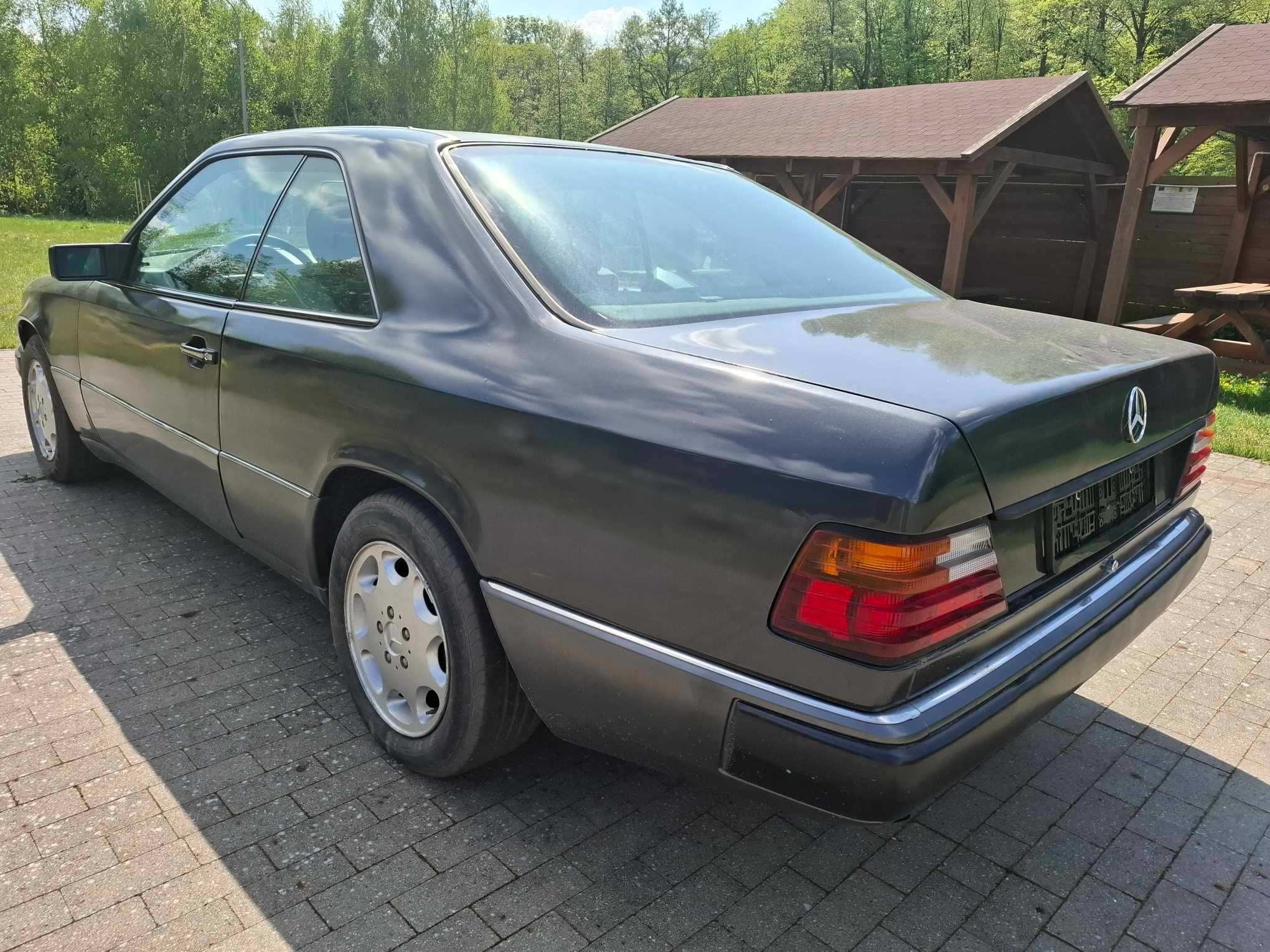 Mercedes W124 Coupe 2,3 Bez rdzy