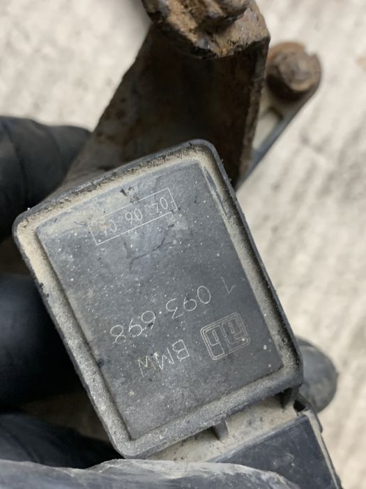 Czujnik swiatel zawieszenia nivo wysokosci xenonu bmw e60 e90 e61 e83