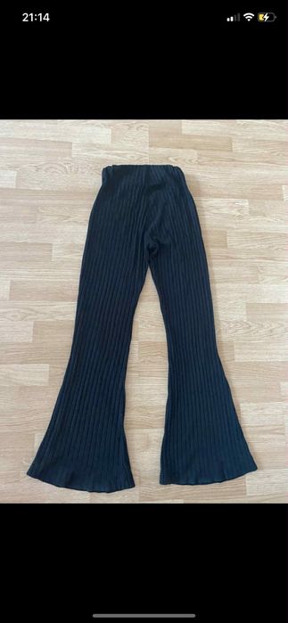 Spodnie dzwony materiałowe czarne new yorker