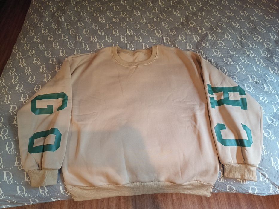 Новий теплий світшот на флісі з принтом