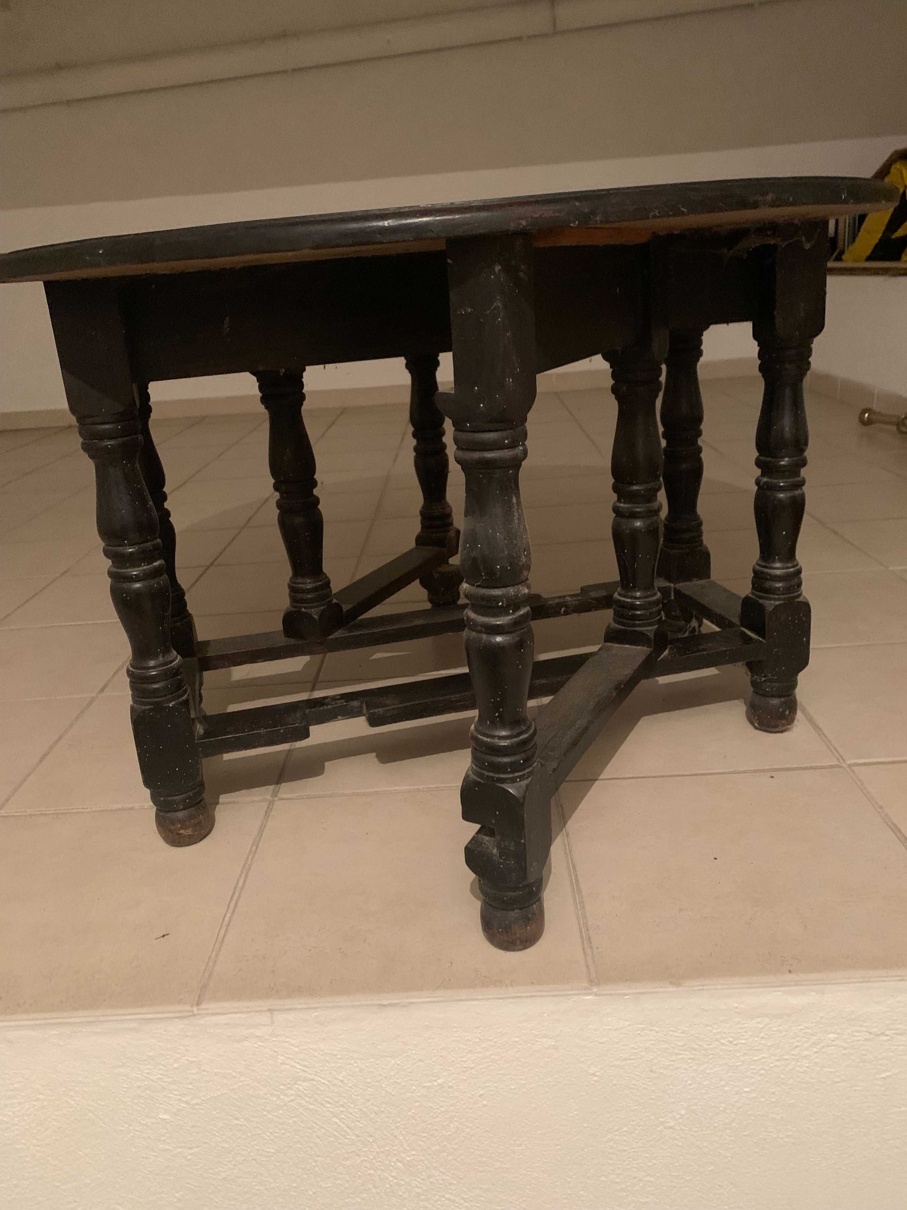 Mesa de Abas antiga